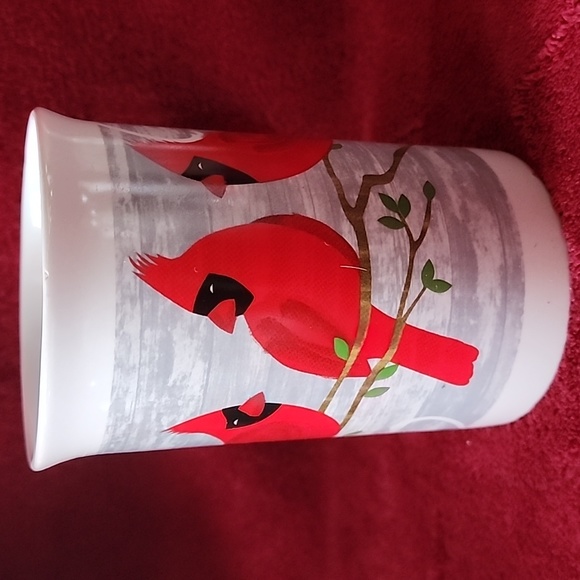 NIB, Holiday Mug. Cardinal Design. - Picture 2 of 9